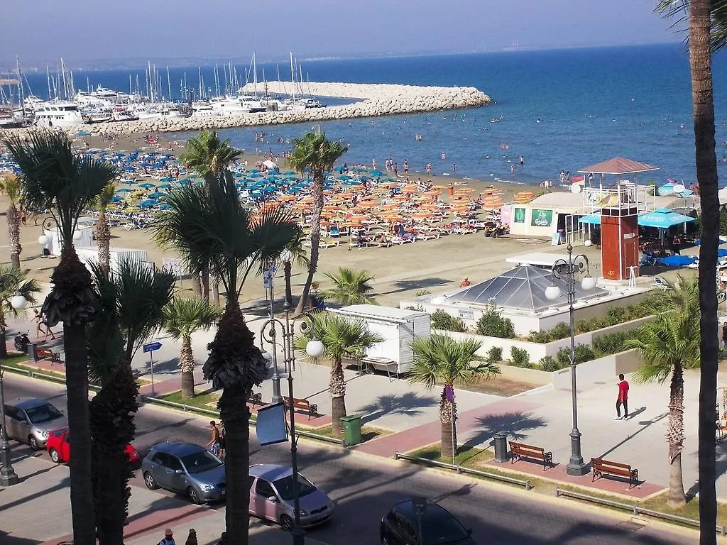 Krasas Beach Apartments Larnaca Chypre