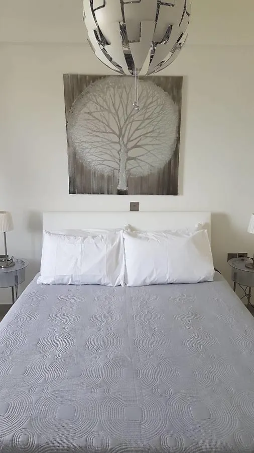 Krasas Beach Apartments Larnaca