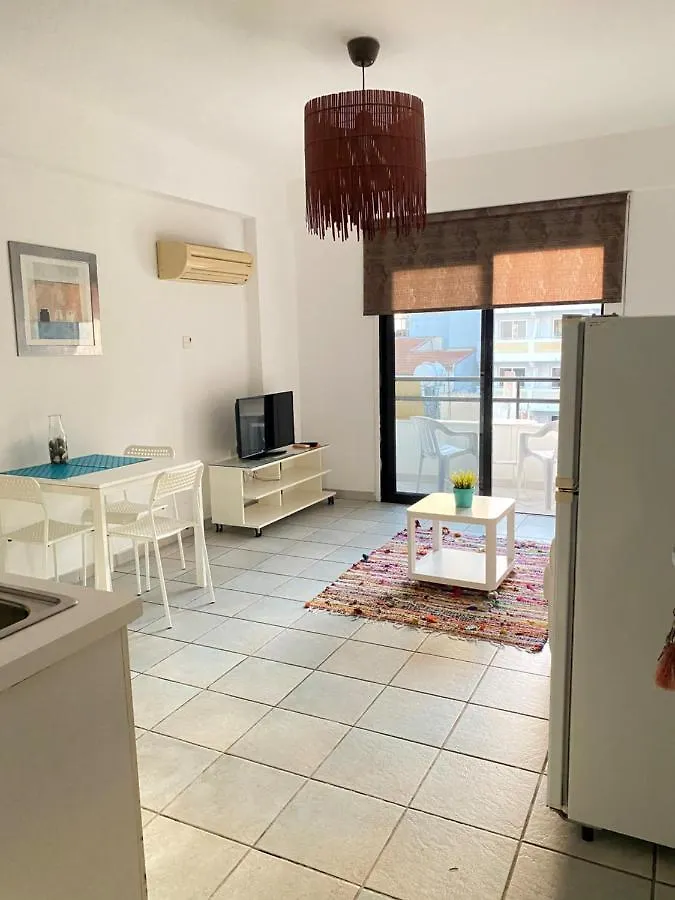 Krasas Beach Apartments Ларнака