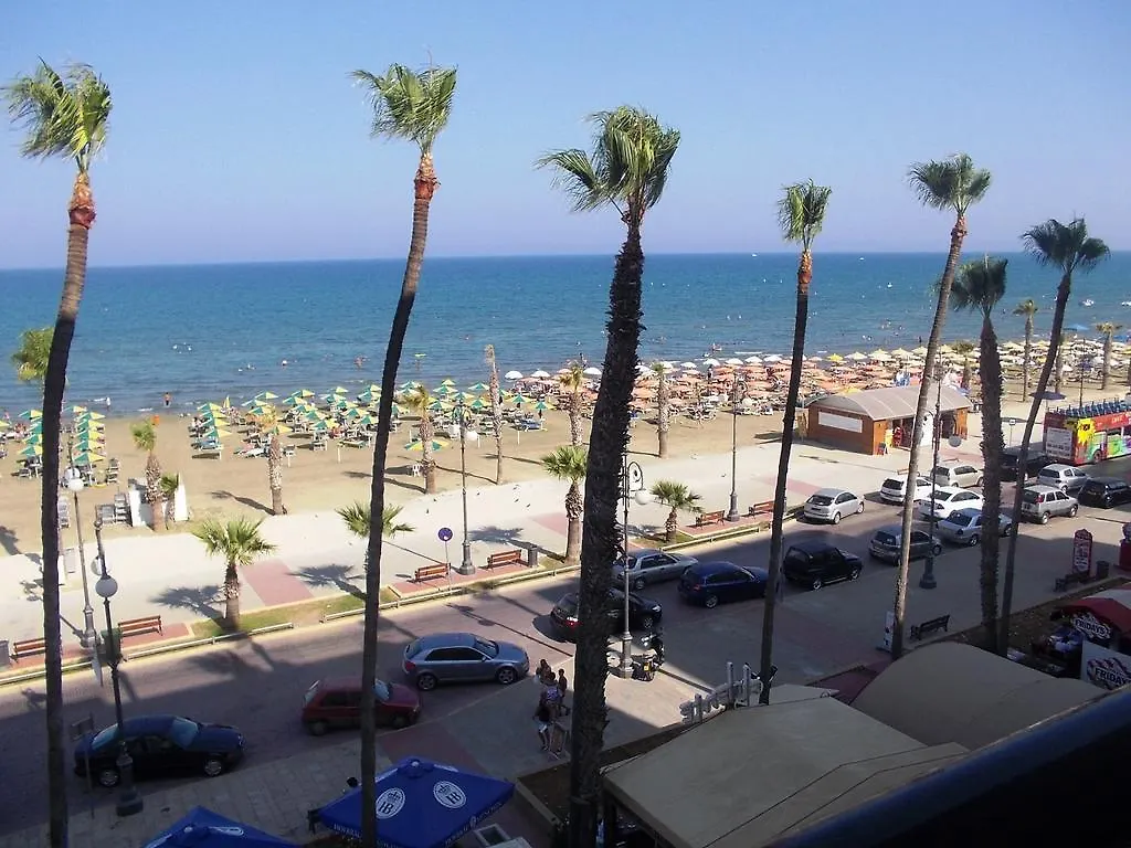 Krasas Beach Apartments Ларнака